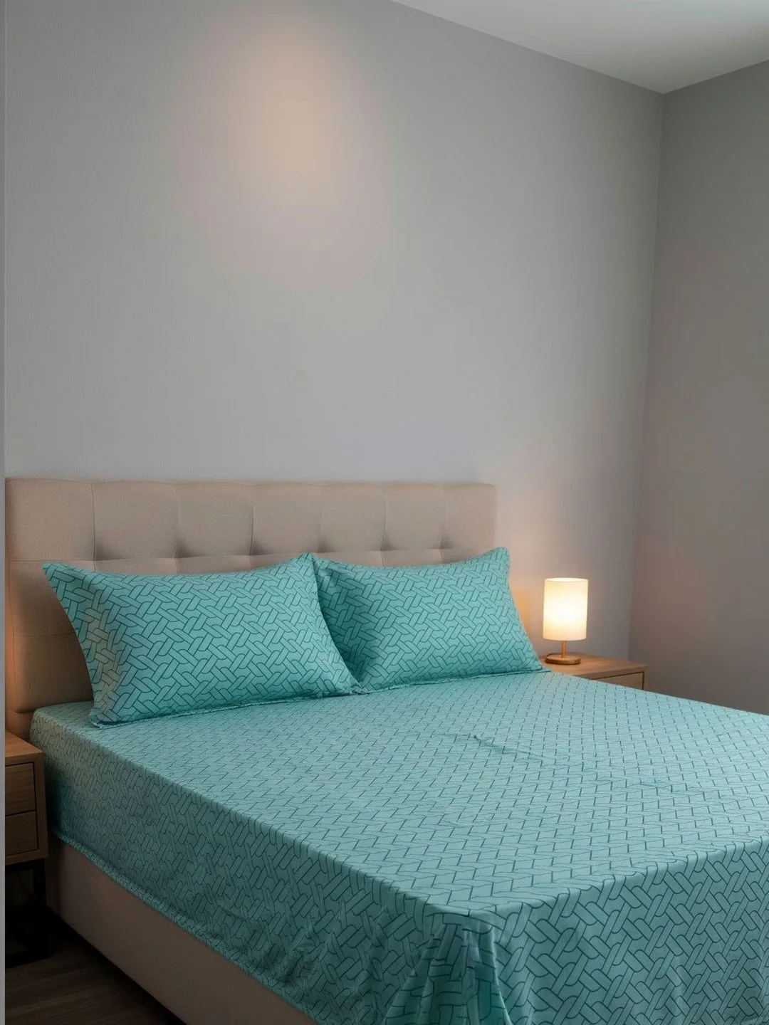 Aqua Geometric 200 TC Cotton king size bedsheet with 2 pillow covers, folded detail