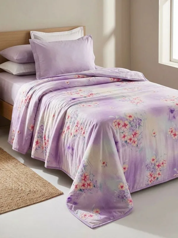 Lavender Watercolour Floral 300 GSM cotton single bed dohar in lavender, styled on a single bed
