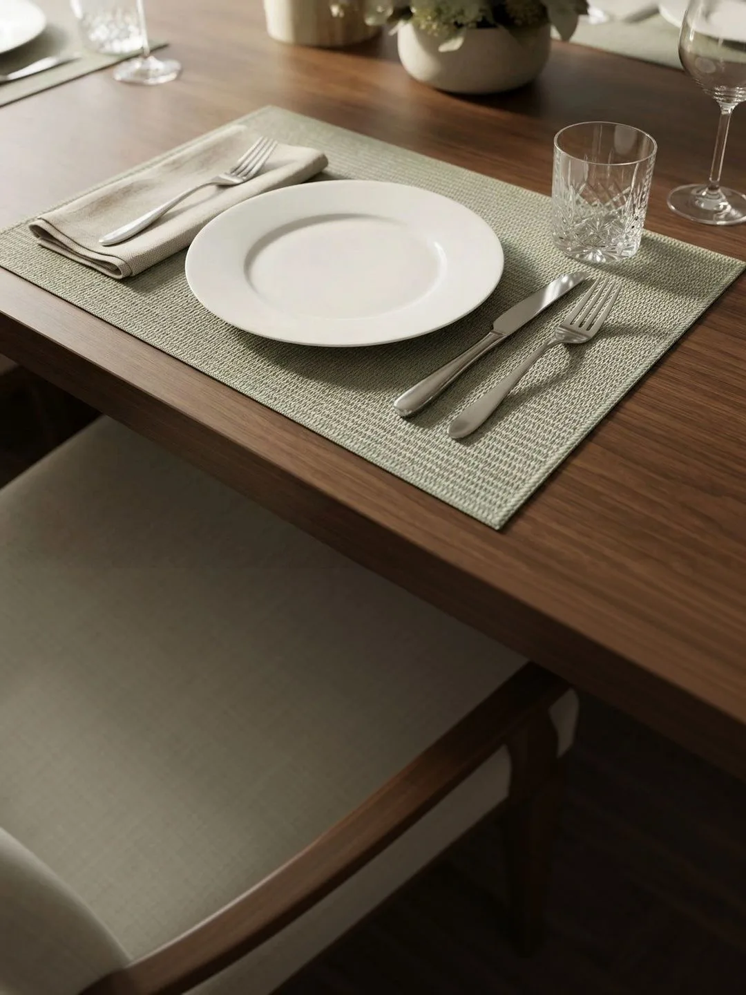 Sage Green Woven placemats 46 x 30 cm, alternate view